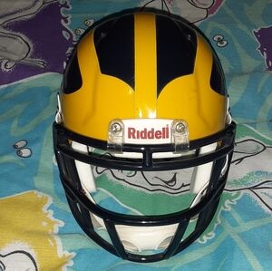 1998 Ridell Michigan Wolverines Vintage Mini Football Helmet 90s U Of M